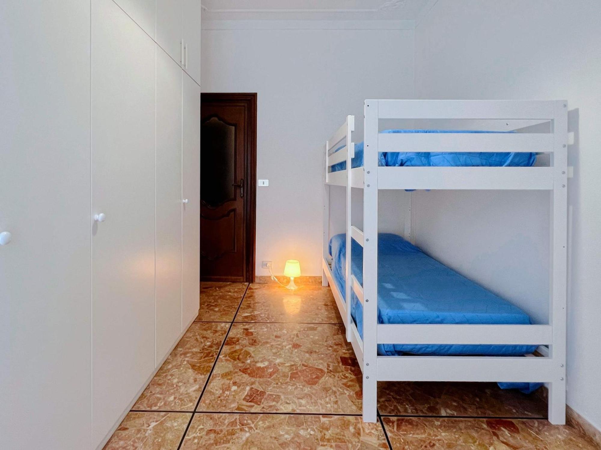 Ampio Appartamento Con Vista Varazze Exteriör bild